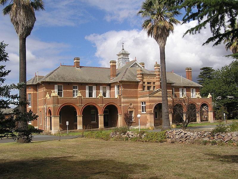 Alpine Heritage Motel Goulburn Luaran gambar