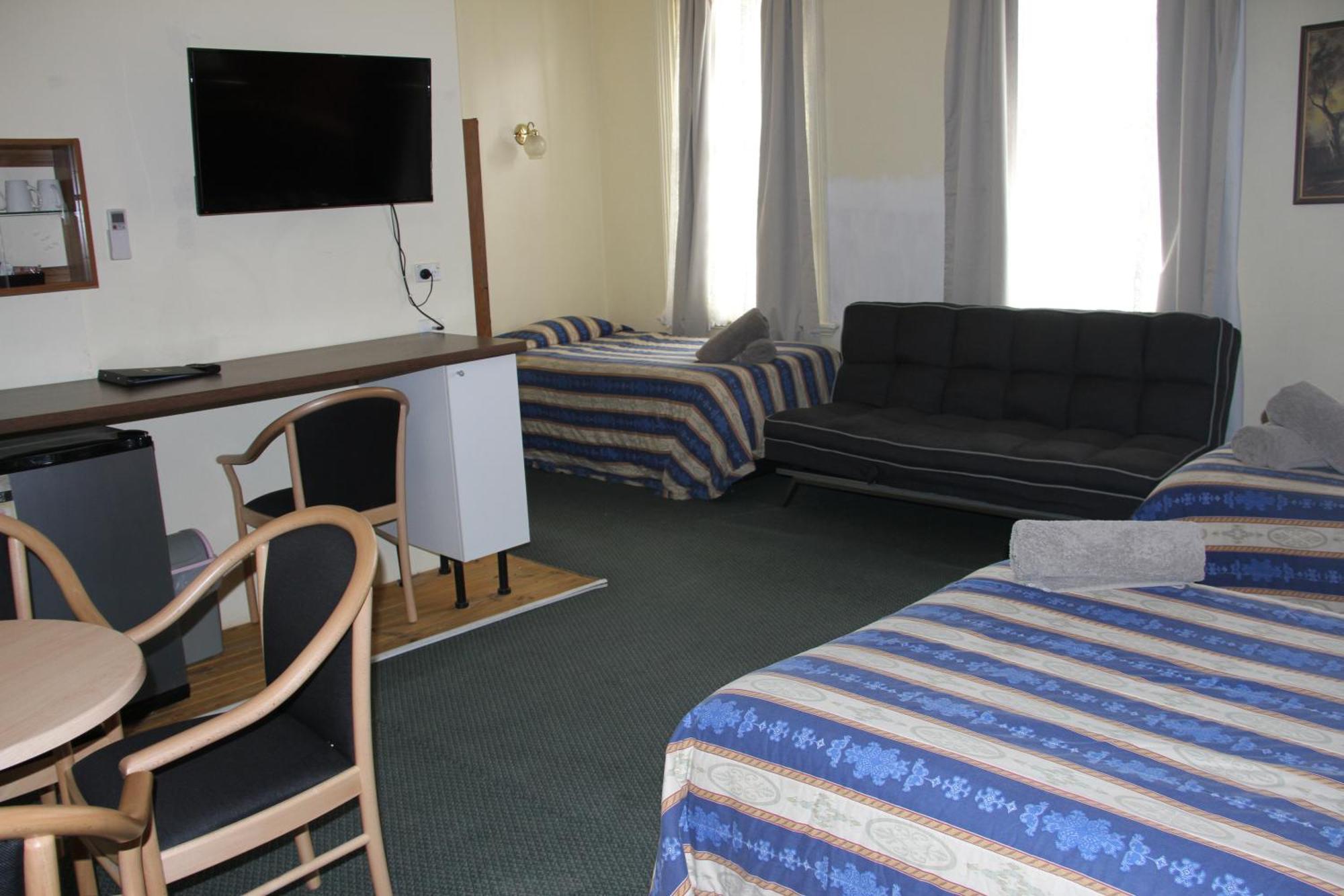 Alpine Heritage Motel Goulburn Luaran gambar