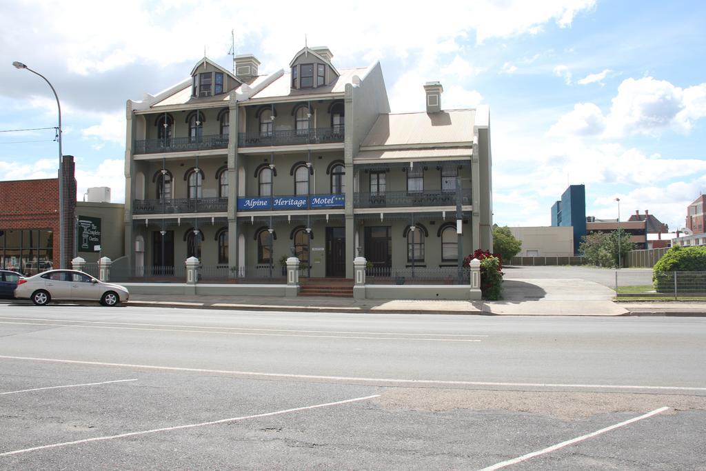 Alpine Heritage Motel Goulburn Luaran gambar