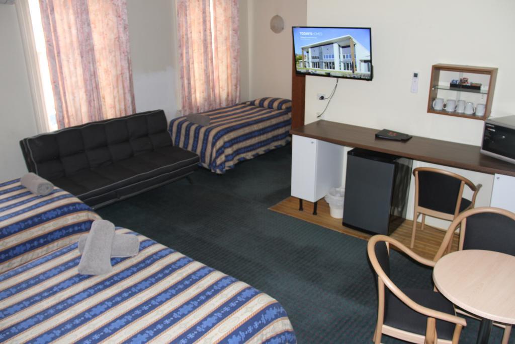 Alpine Heritage Motel Goulburn Luaran gambar