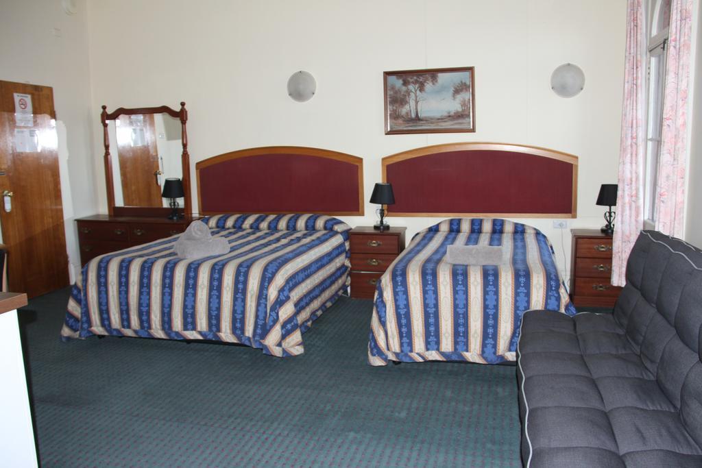 Alpine Heritage Motel Goulburn Luaran gambar