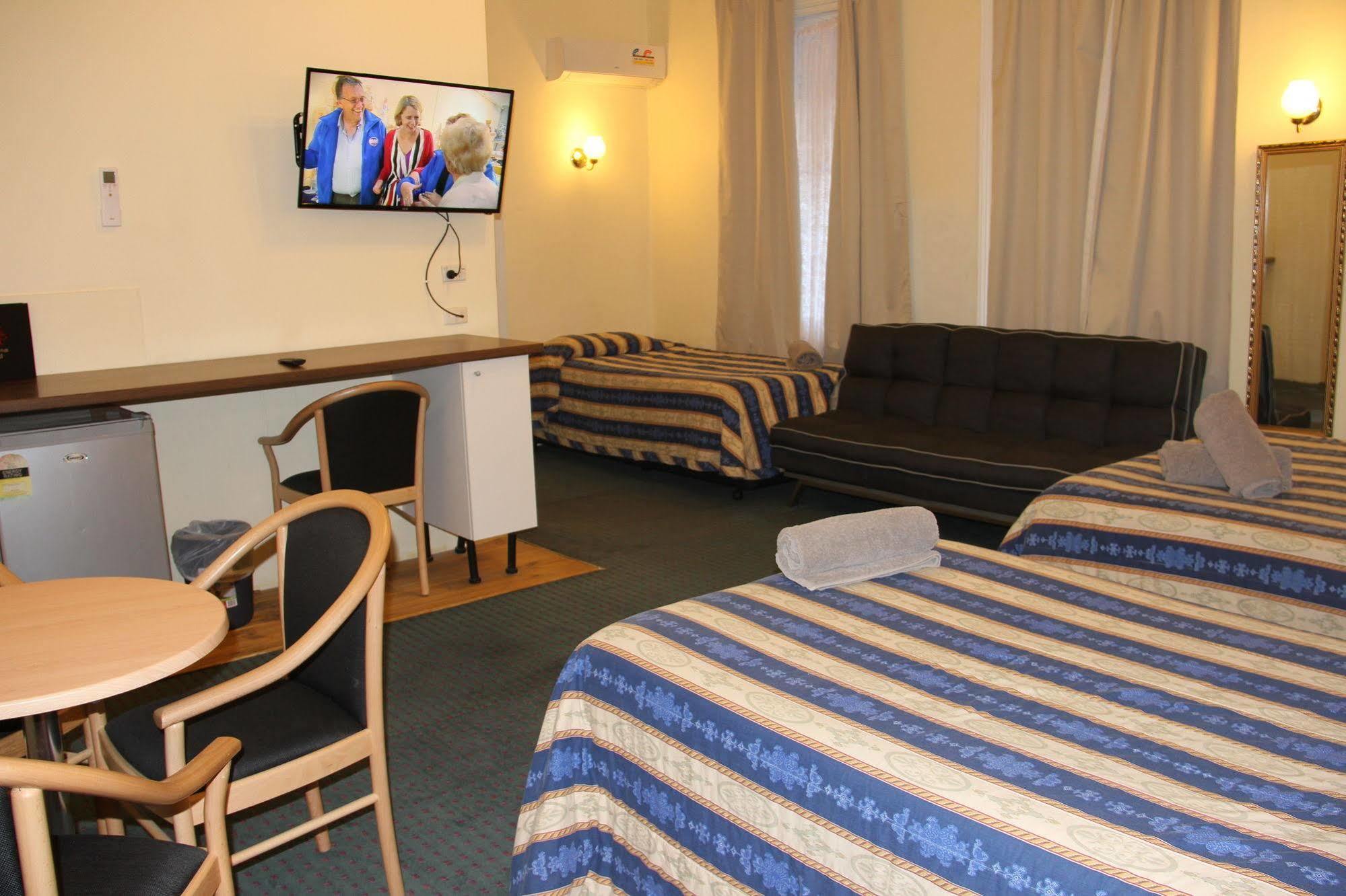 Alpine Heritage Motel Goulburn Luaran gambar