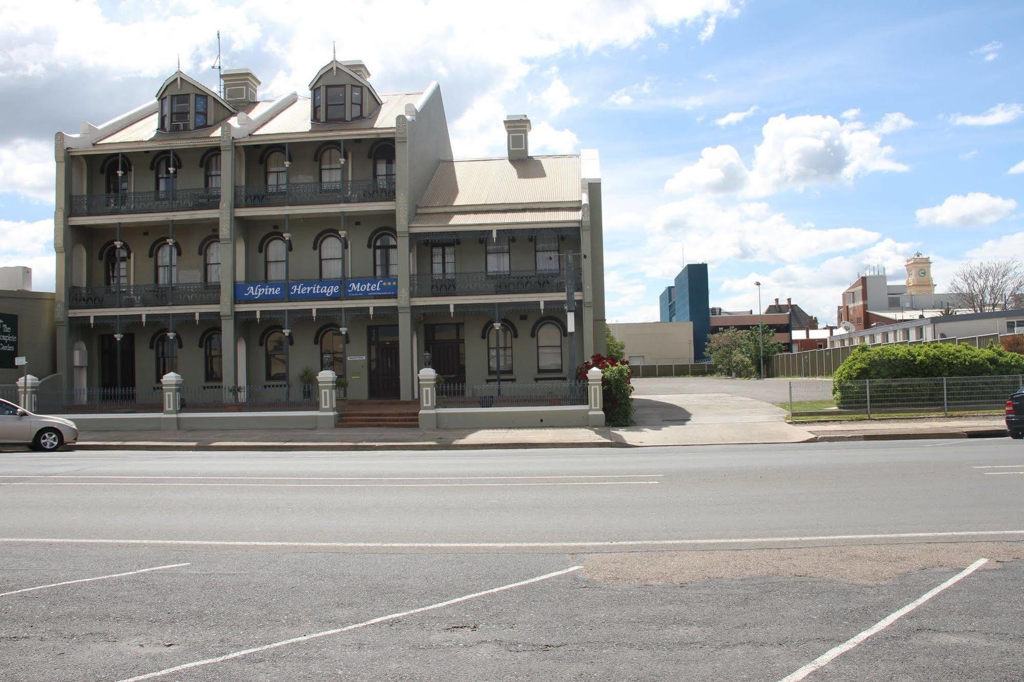 Alpine Heritage Motel Goulburn Luaran gambar